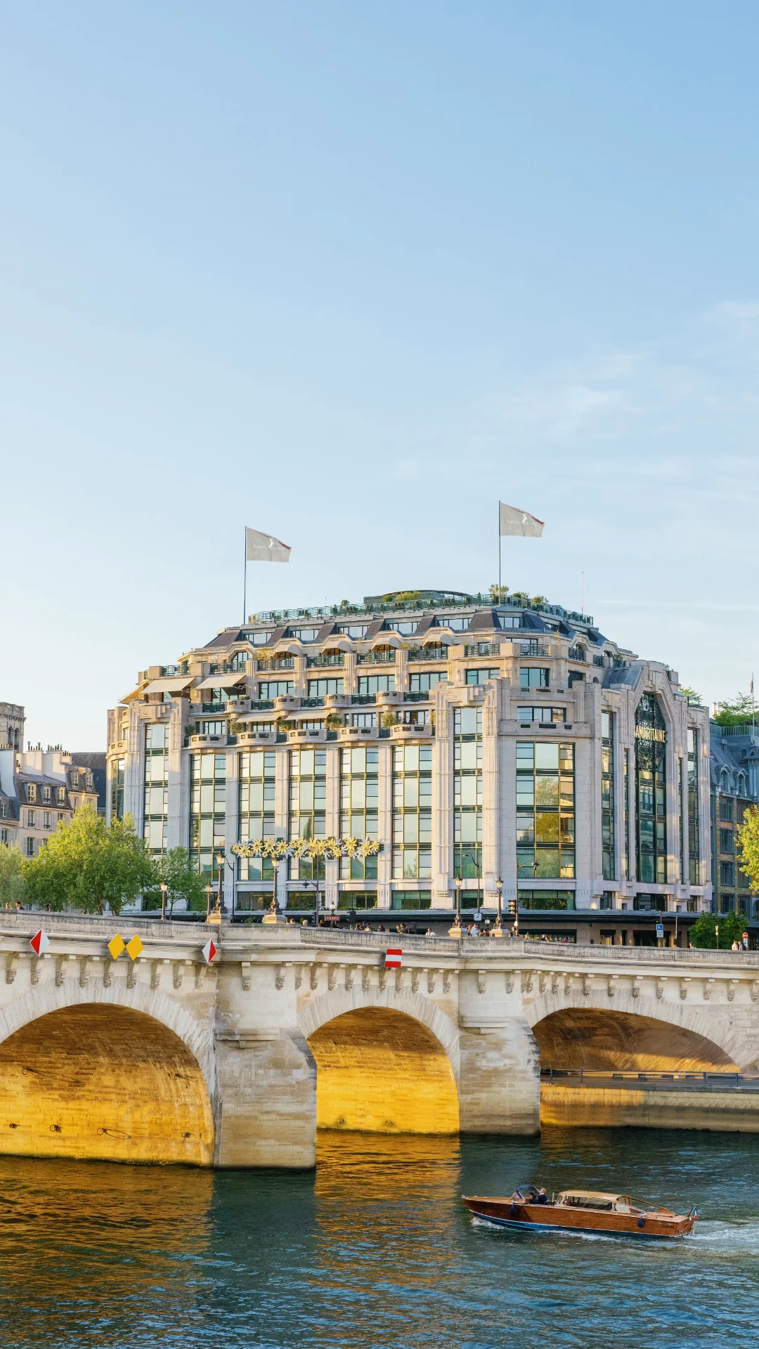 Cheval Blanc Paris face à la Seine
